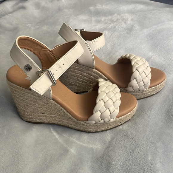 XTI BASIC Wedges - Picture 2 of 3